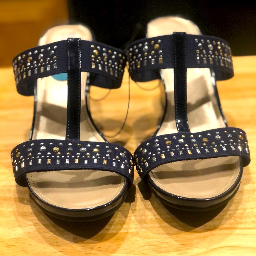 10.5 wedge slip on navy dress shoes